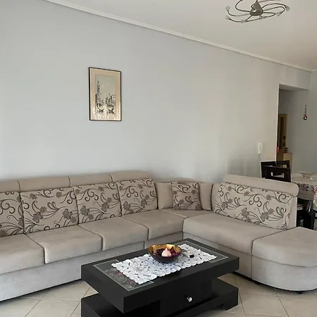 Helios Apartament *